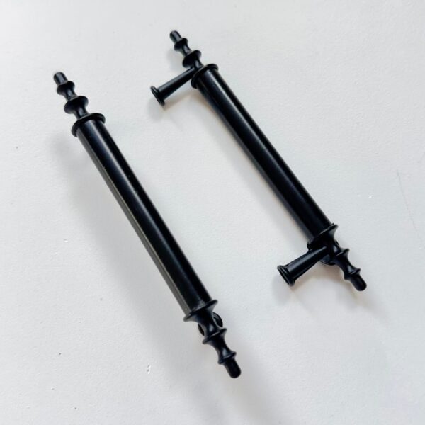 Avanos Metal Siyah Kulp -96mm-